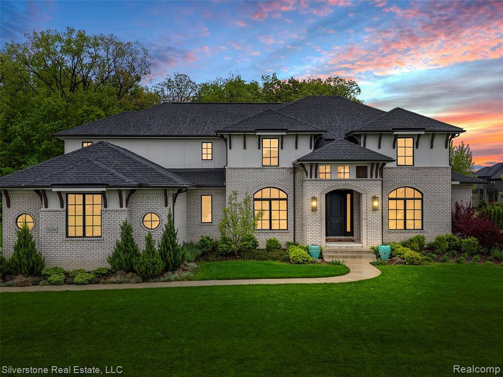 3239 Holburn Court, Oakland, MI 48363