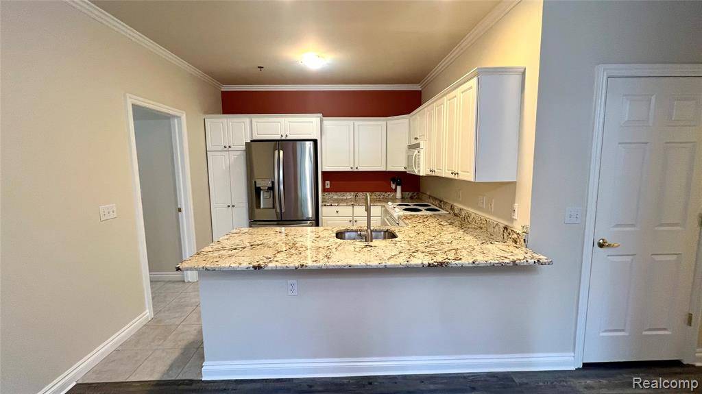 Canton, MI 48187 6622,45969 GRAYSTONE Lane