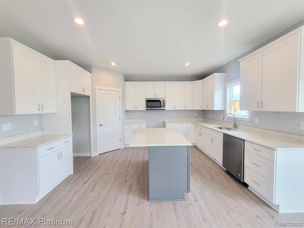 Linden, MI 48451,13180 Westwinds Drive