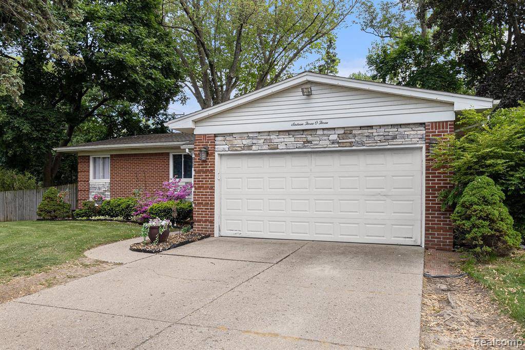 16303 POLLYANNA Street, Livonia, MI 48154 2762
