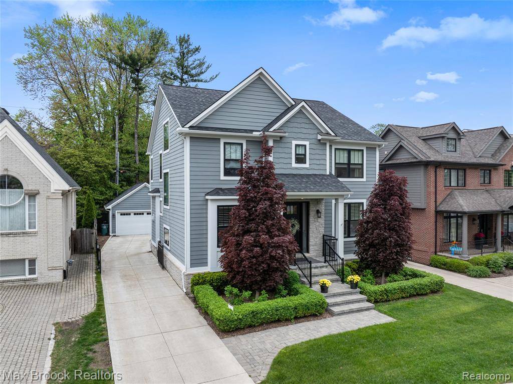 893 HAZEL Street, Birmingham, MI 48009 6743