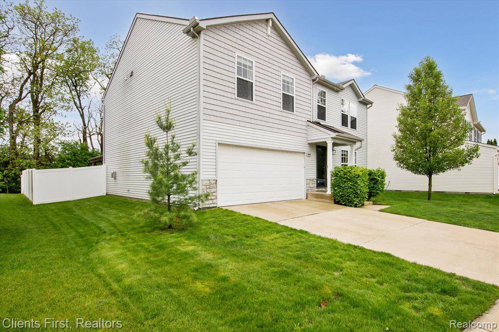 Dexter, MI 48130 9106,8646 Magnolia Way