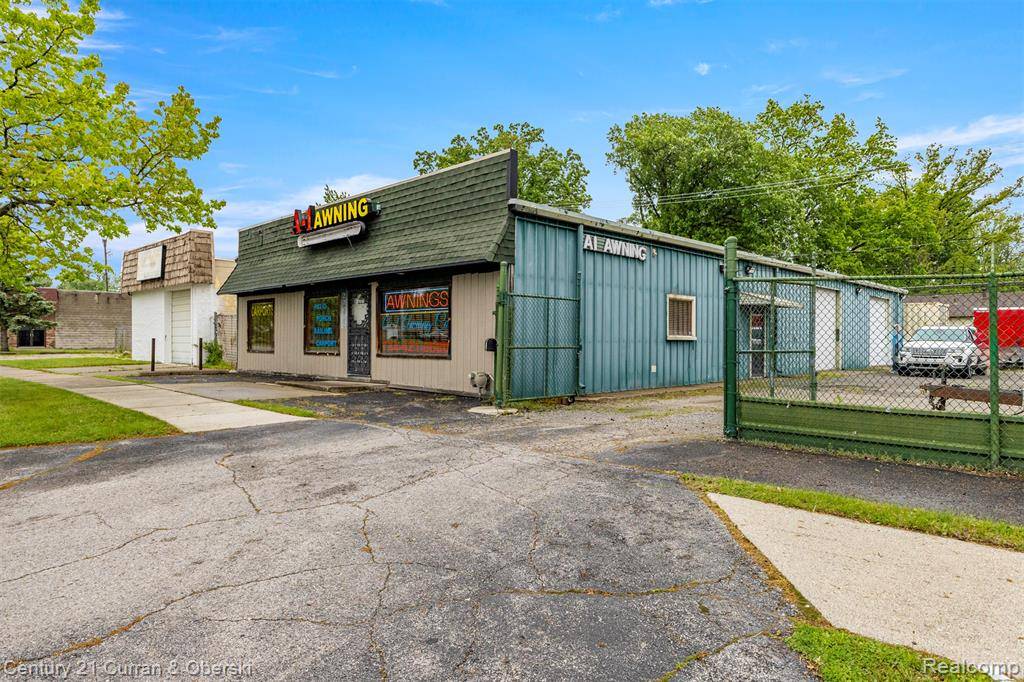 Westland, MI 48185 2655,27618 WARREN Road