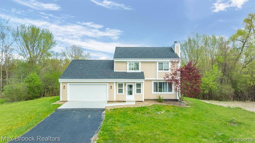1525 HILLER Road, West Bloomfield, MI 48324 1127