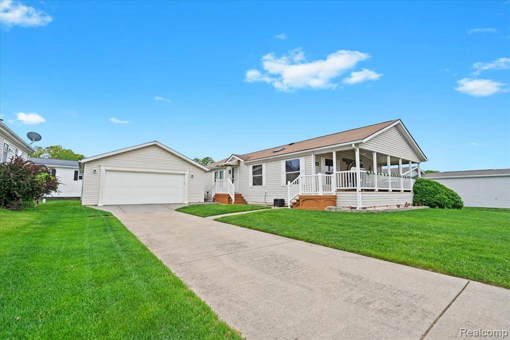 Northville, MI 48167 8698,4813 Othello Lane