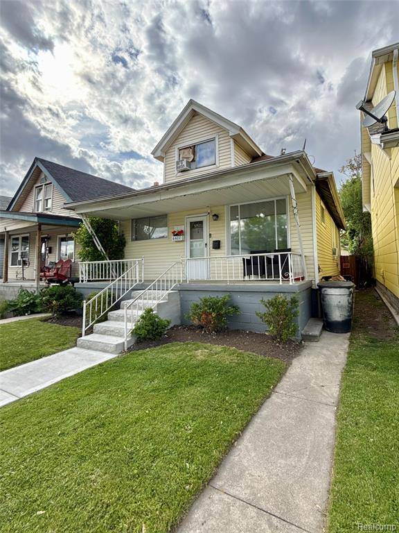Detroit, MI 48210 2312,6422 Devereaux Street