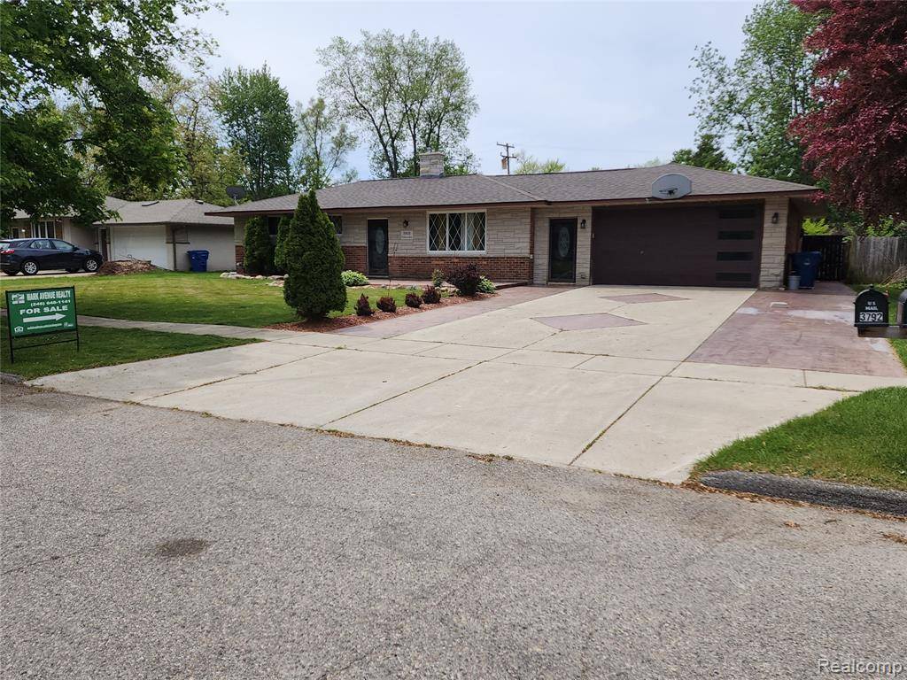 3801 Embarcadero Street, Waterford, MI 48329 2244