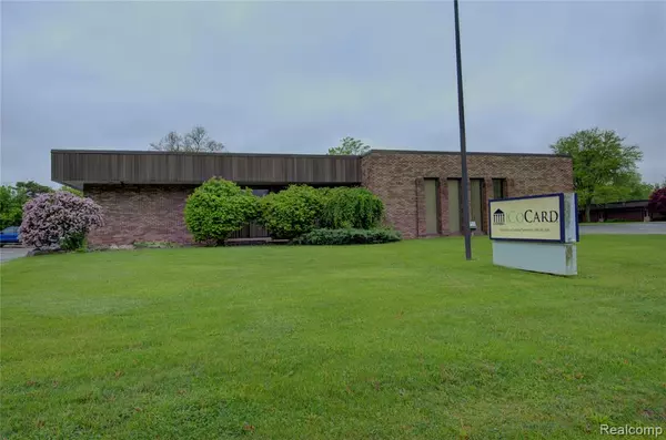 Flint, MI 48507 2905,5081 Exchange Drive