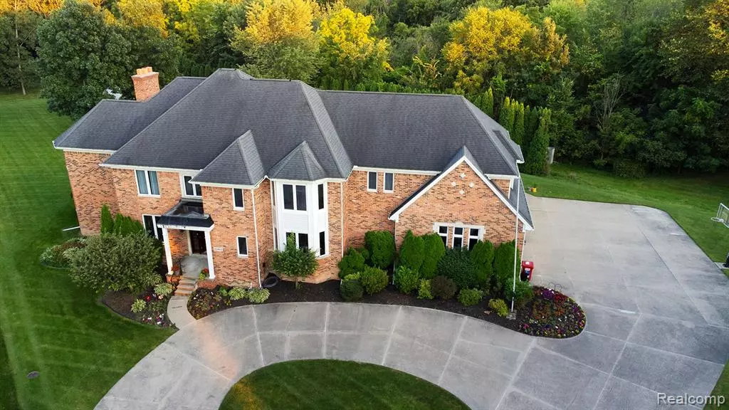 20465 SAINT LAURENCE Drive, Clinton Township, MI 48038 4495