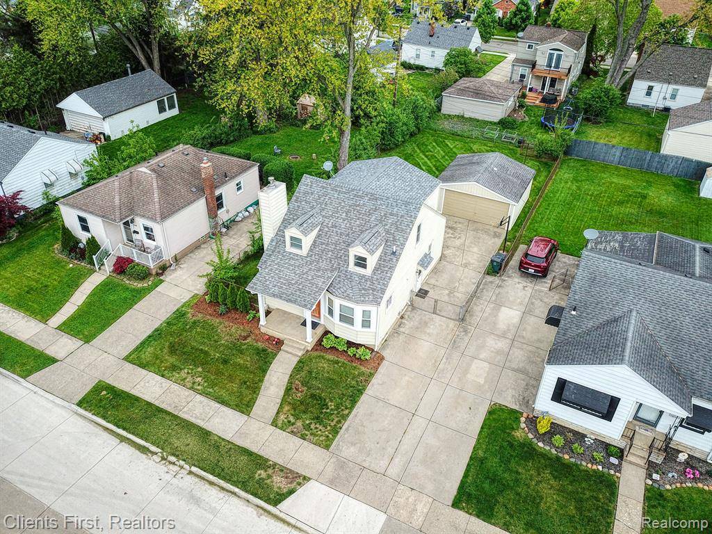 Berkley, MI 48072 1921,1384 CAMBRIDGE Road