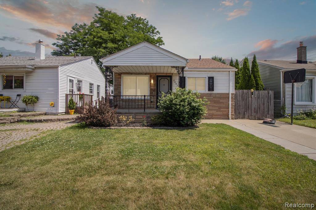 2562 Downing Street, Melvindale, MI 48122 1906