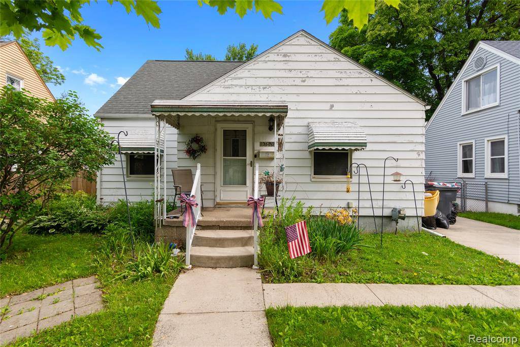 13680 Borgman Street, Oak Park, MI 48237 1107