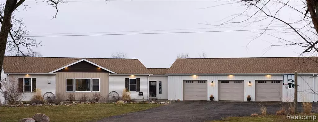 Olivet, MI 49076 8628,975 Miller Highway