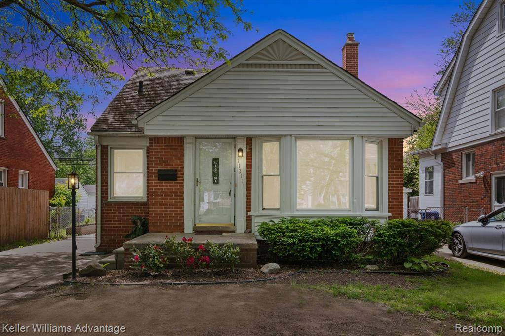 11311 Seminole, Redford, MI 48239 2375