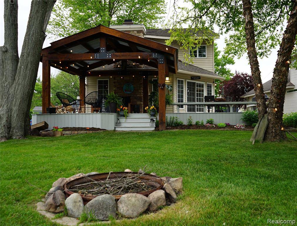 4106 Shoreview Lane, Whitmore Lake, MI 48189 9161