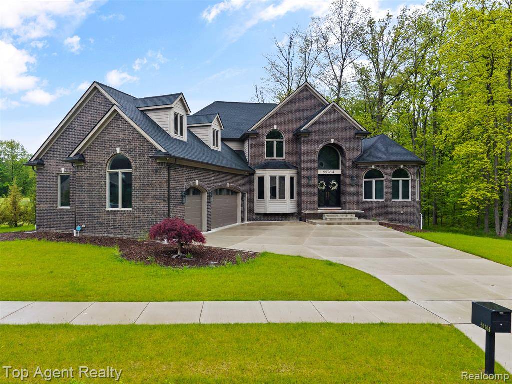 Shelby Twp, MI 48316 1488,55764 Buckthorn Drive