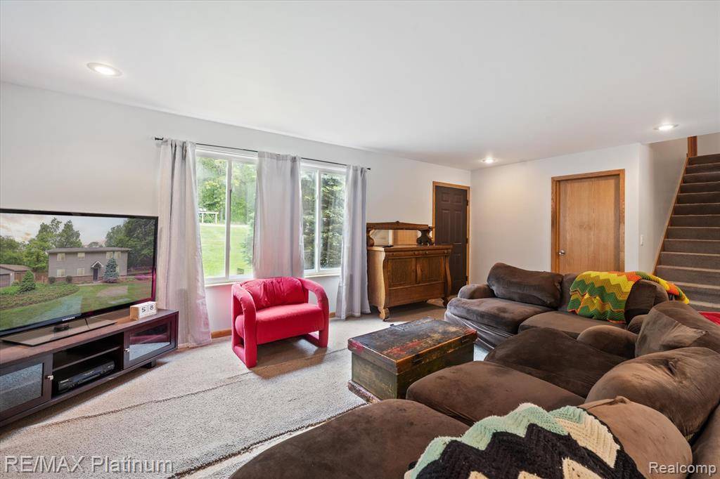 Pinckney, MI 48169 8016,11520 WEIMAN Drive