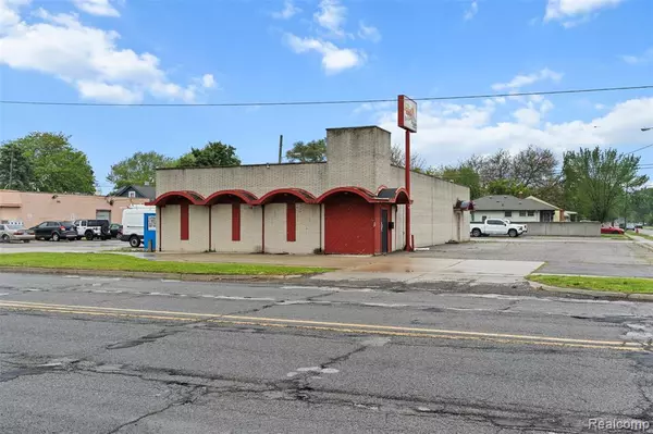 Eastpointe, MI 48021,15163 E 10 Mile Road