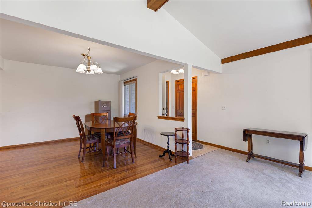 Macomb, MI 48044 1967,15380 Windmill Circle