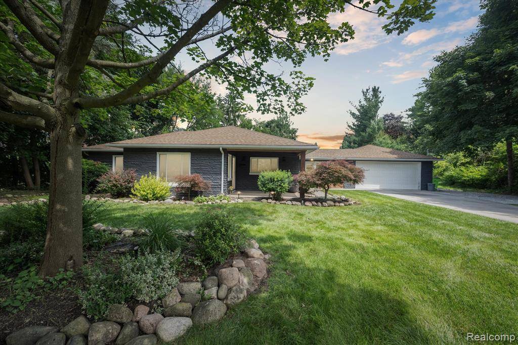 105 George Street, Milford, MI 48381 1642