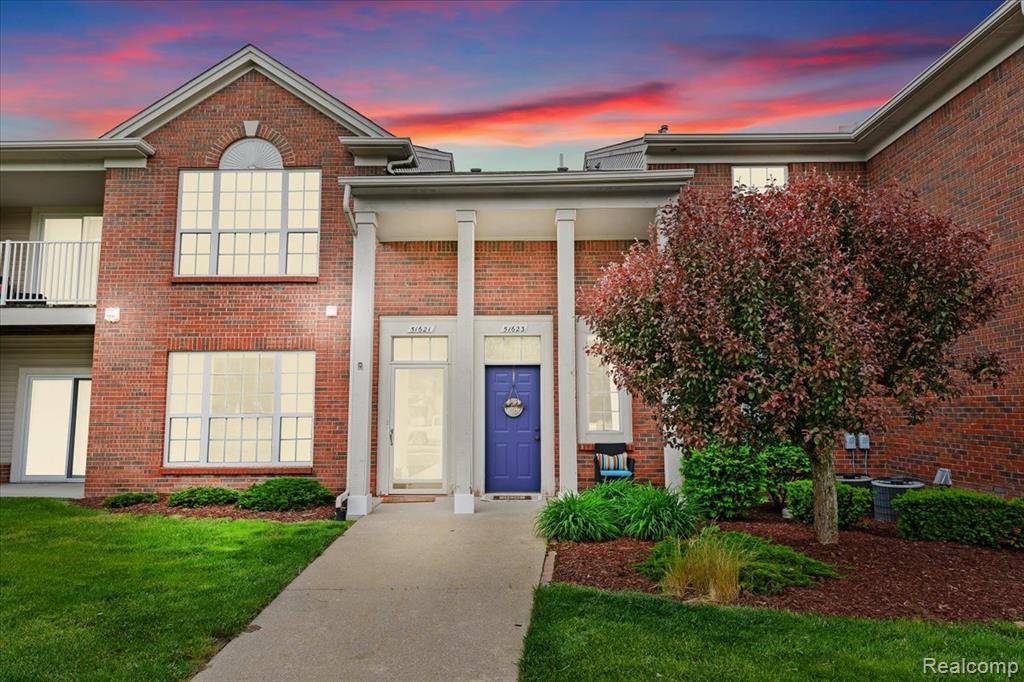 51623 Hale Lane, Chesterfield, MI 48051 2343