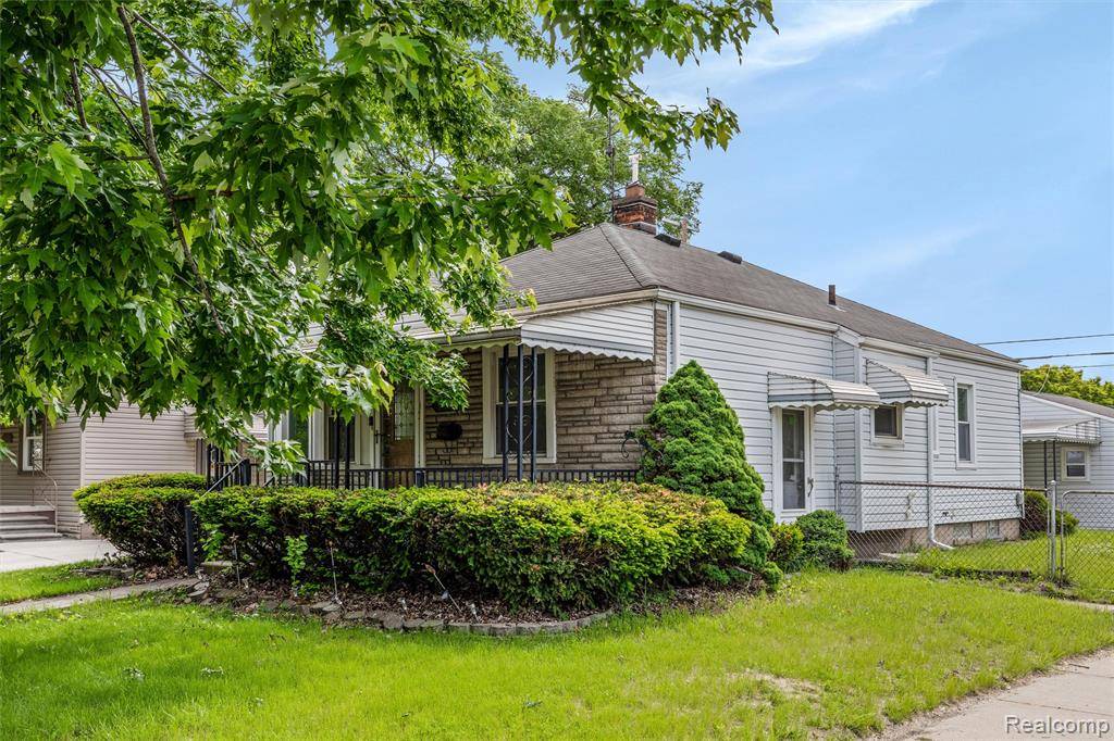 Melvindale, MI 48122 1013,17764 Harman Street