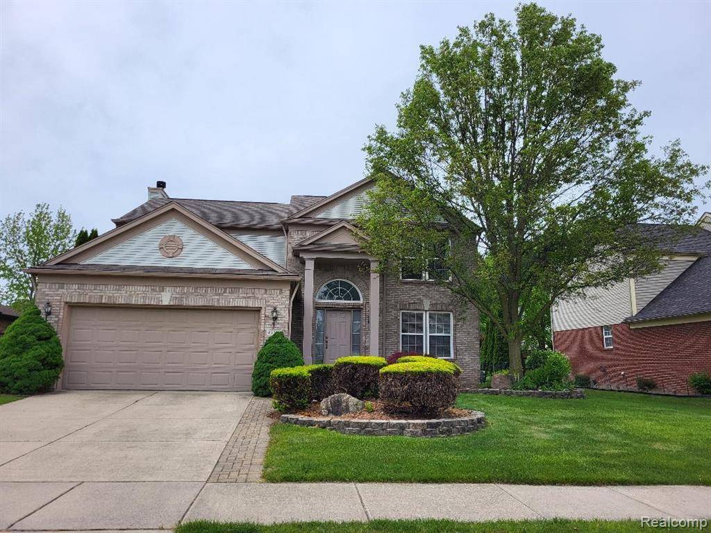 49515 Crusader, Macomb, MI 48044 1735