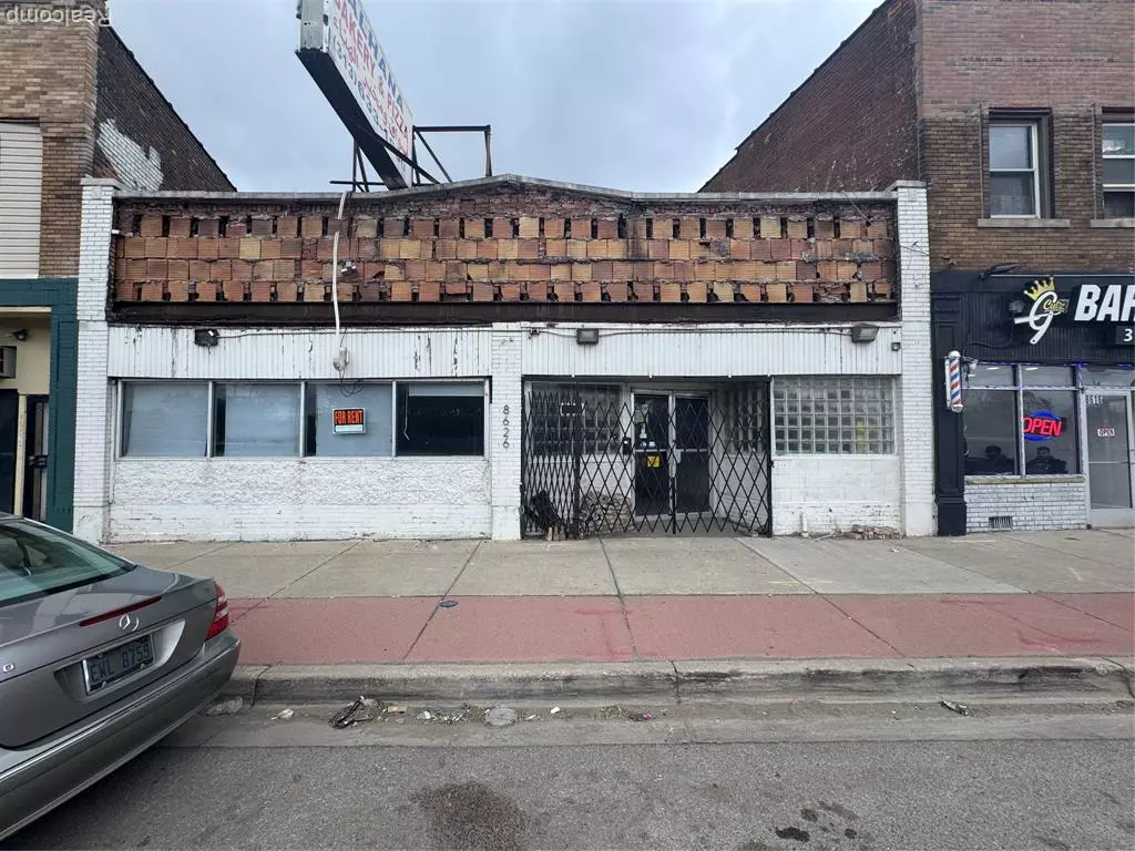 Dearborn, MI 48210 2058,8626 Michigan Avenue