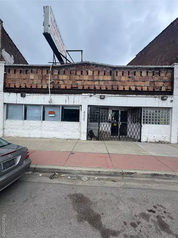 Dearborn, MI 48210 2058,8626 Michigan Avenue