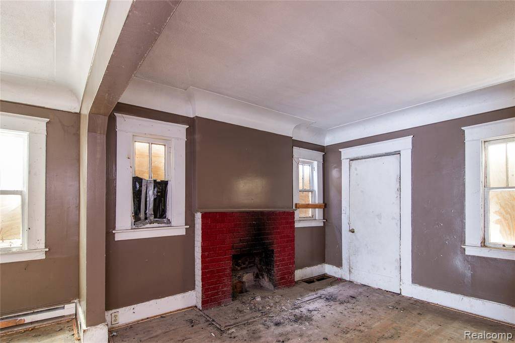 Highland Park, MI 48203 1020,600 Alameda Street