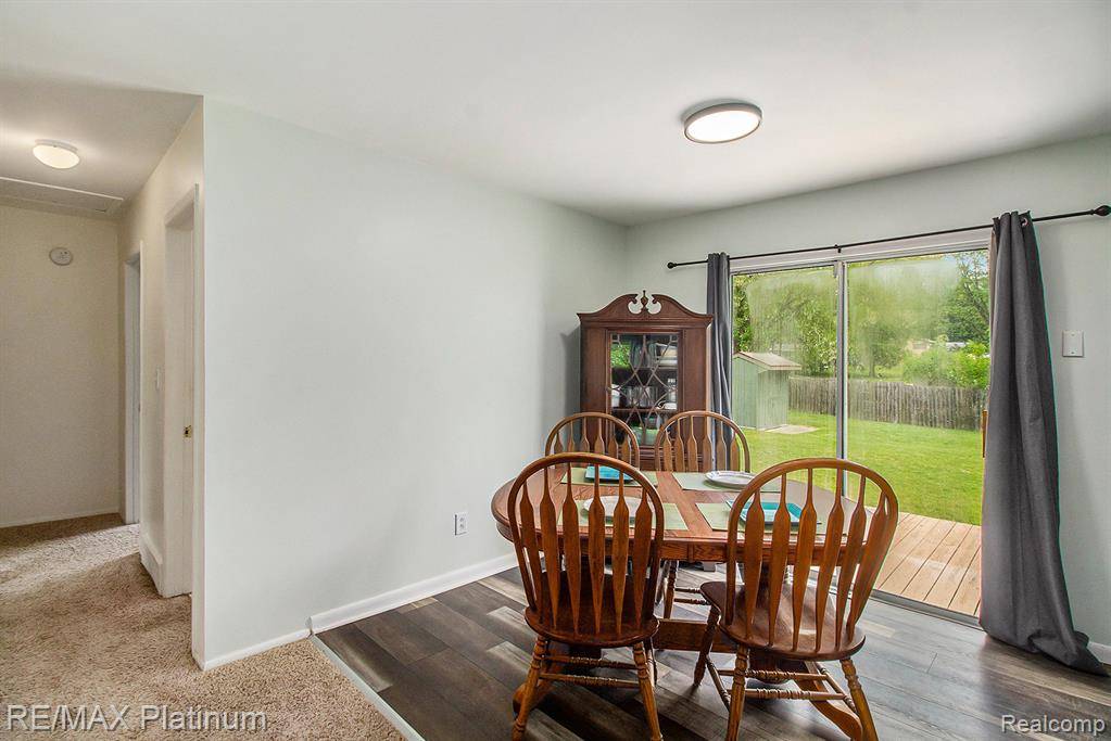 Linden, MI 48451 9711,15171 WEST Drive