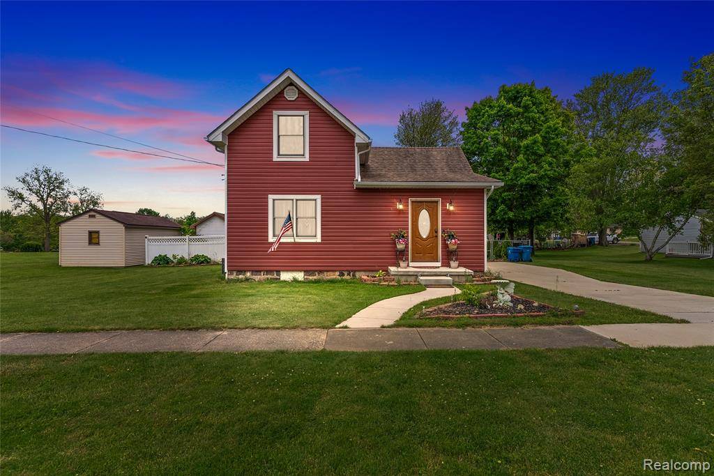 306 Hamilton Street, Byron, MI 48418 9577