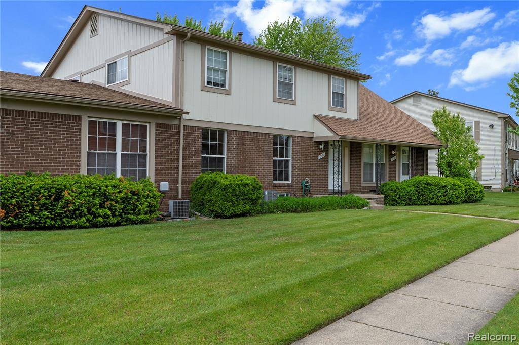 Sterling Heights, MI 48312 3654,35502 Townley Drive