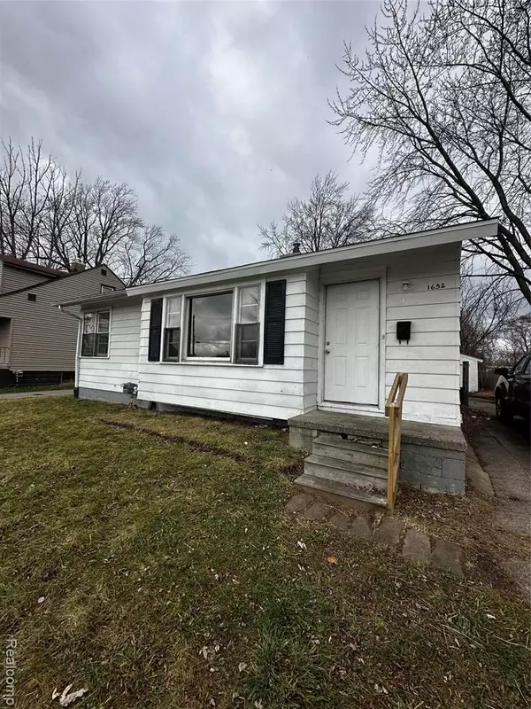 Saginaw, MI 48602 1061,1652 Stanley Street
