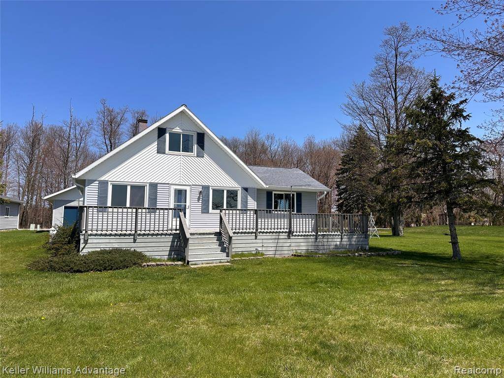 2800 E Booth Road, Au Gres, MI 48703 9533