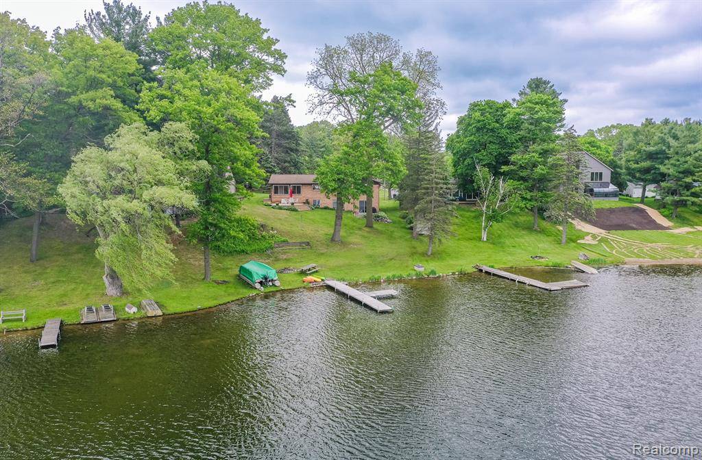 63 Lakeview Drive, Oxford, MI 48370 3031