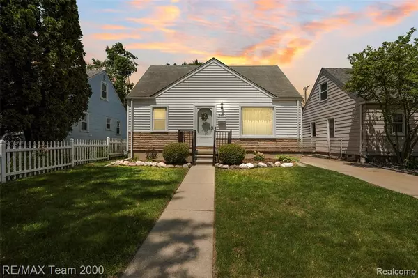 Lincoln Park, MI 48146 2534,2922 Bailey Avenue