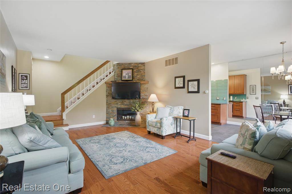 Farmington Hills, MI 48331 2850,29494 BEAU Ridge
