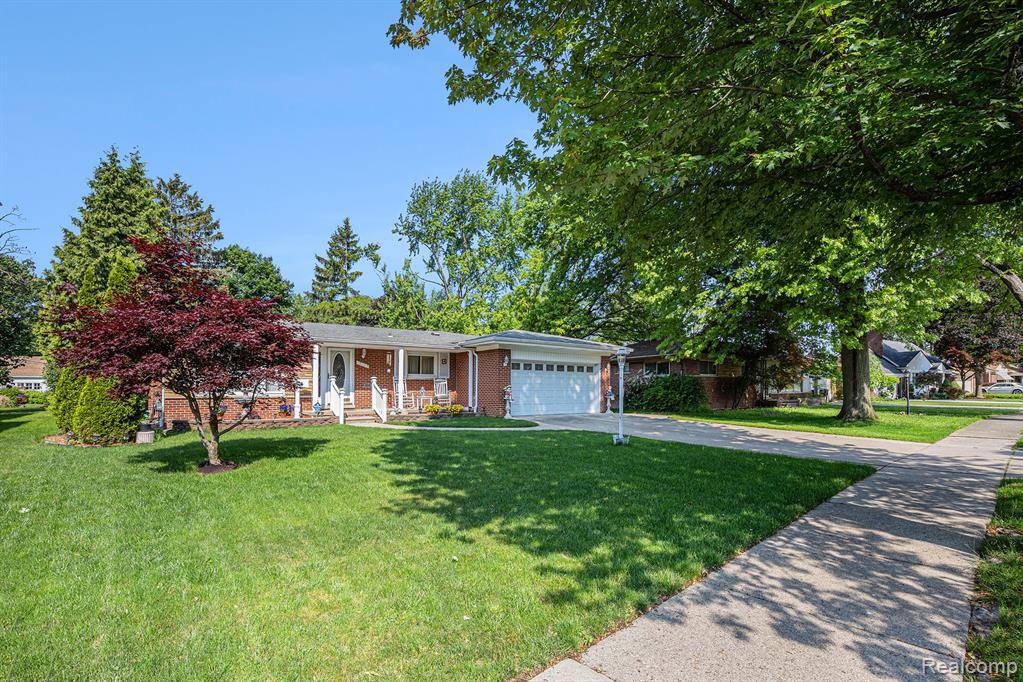 Redford, MI 48239 3001,15025 Kipke