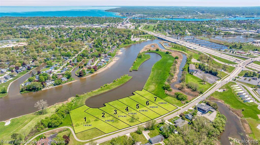 V/L #6 WATER Street, Port Huron, MI 48060 2430