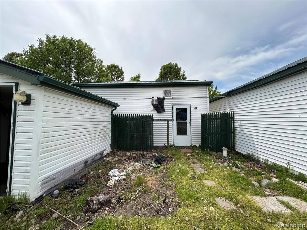 Marlette, MI 48453 9130,8610 Peck Road