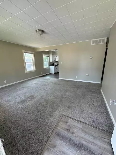 Hazel Park, MI 48030,445 W. Garfield