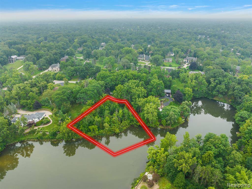Bloomfield Village, MI 48302,00 Mohawk Court