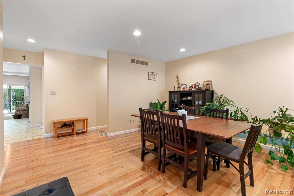 Sterling Heights, MI 48312 3205,13154 Boca Grande Drive