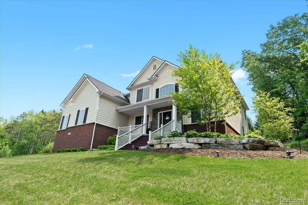 Brighton, MI 48116 9300,5641 Ciderberry Drive