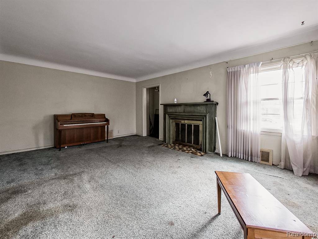 Warren, MI 48091 4201,3029 ALVINA Avenue