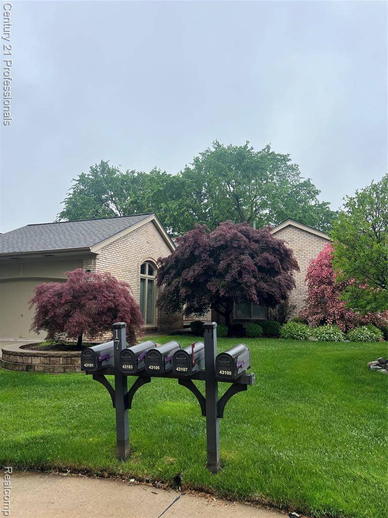 Clinton Township, MI 48038,43105 W Kirkwood