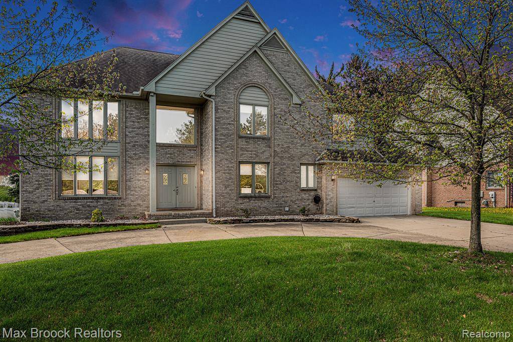 6011 MAPLE FOREST, West Bloomfield, MI 48322 3196