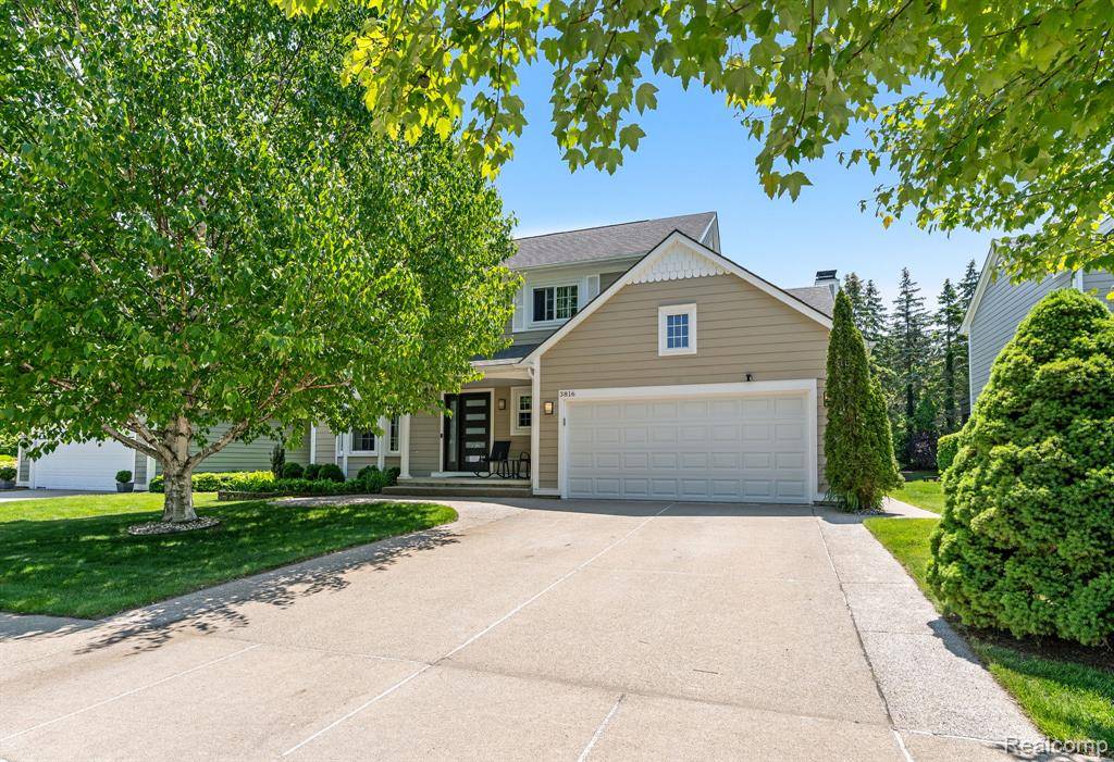 Auburn Hills, MI 48326 3884,3816 Eaton Gate Lane