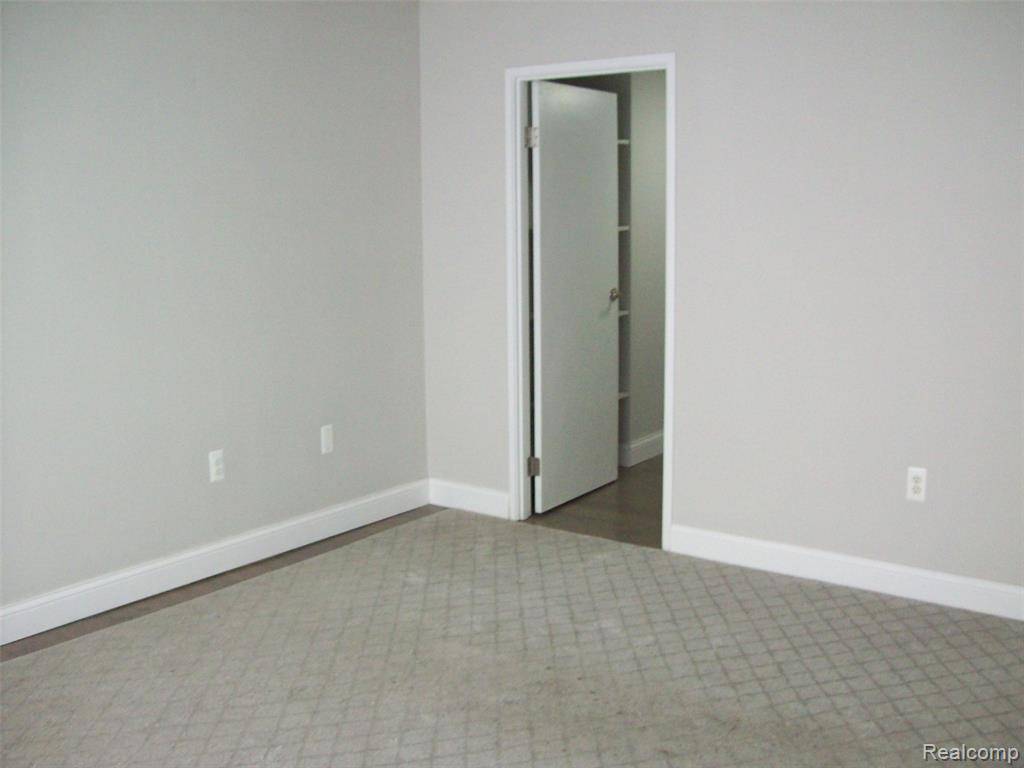 Detroit, MI 48207,250E HARBORTOWN DR UNIT#64
